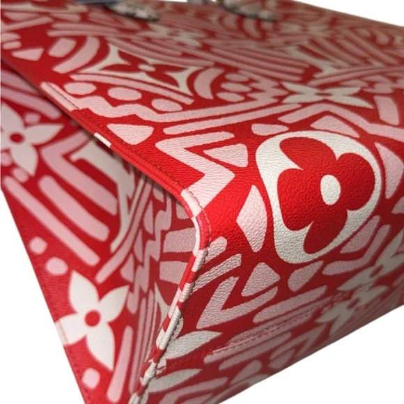 Louis Vuitton OnTheGo GM Crafty Monogram *LIMITED EDITION/AUTHENTICATED* - Picture 9 of 15